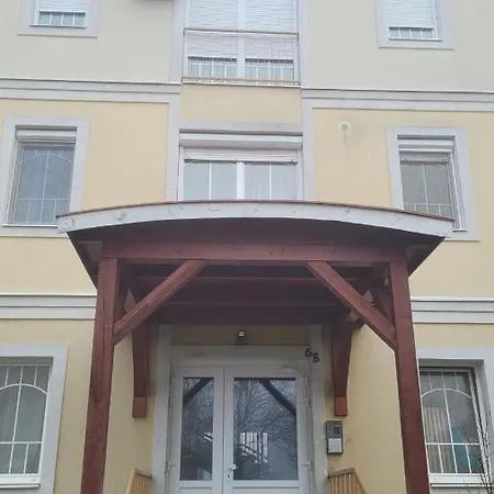 Apartment Koteles Apartman Eger
